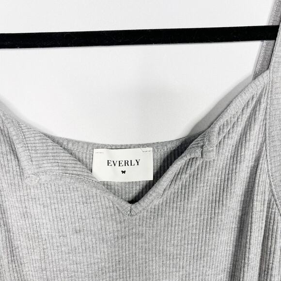 Everly Small S Heather Gray Split VNeck Ribbed Romper Casual Lounge Shorts - Picture 5 of 6